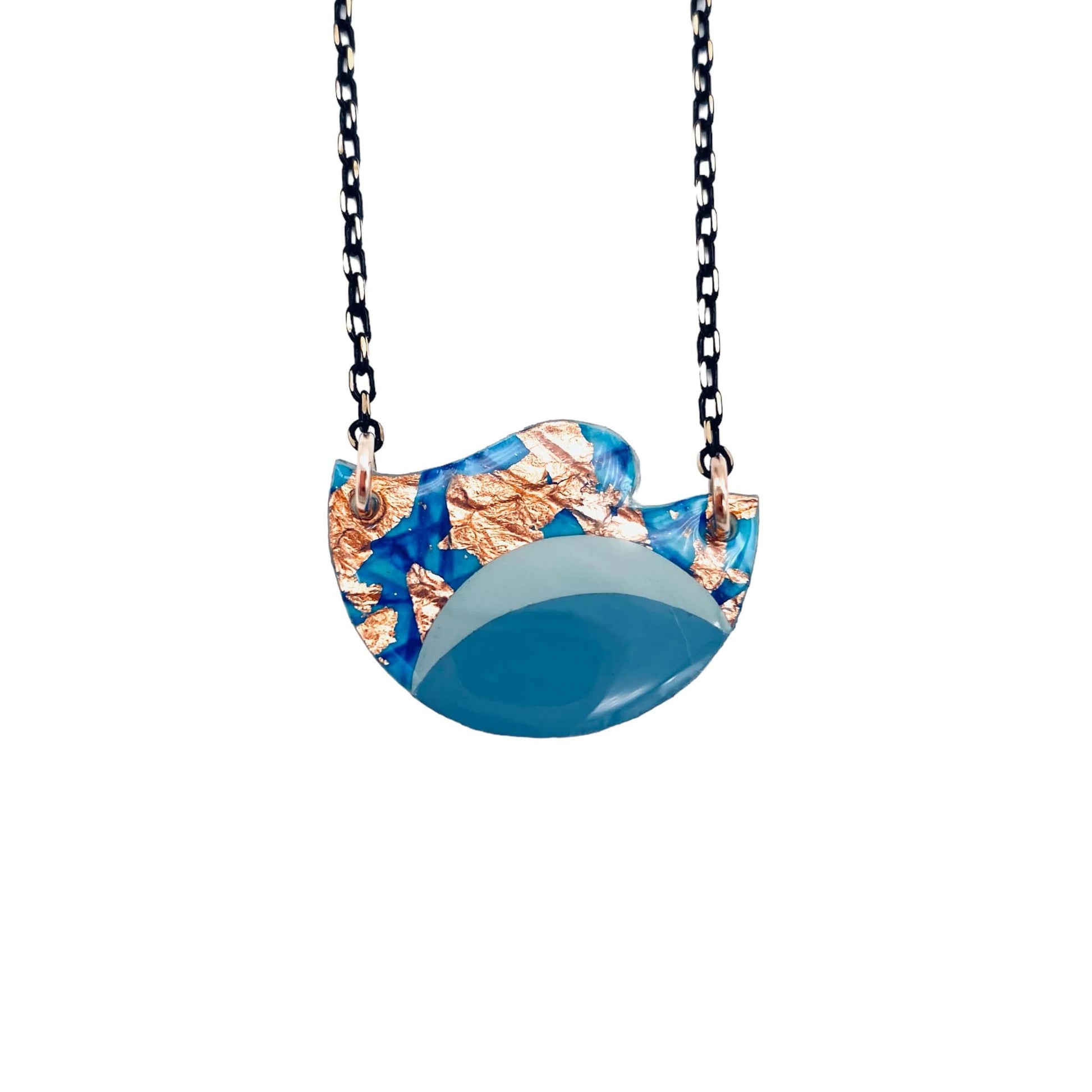 Rothlú Tonn Necklace: Turquoise-Breda's Gift Shop